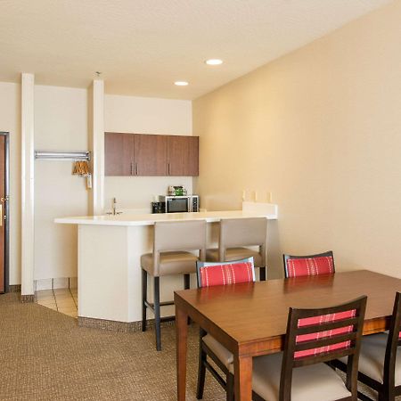 Comfort Suites Springfield-Eugene Экстерьер фото