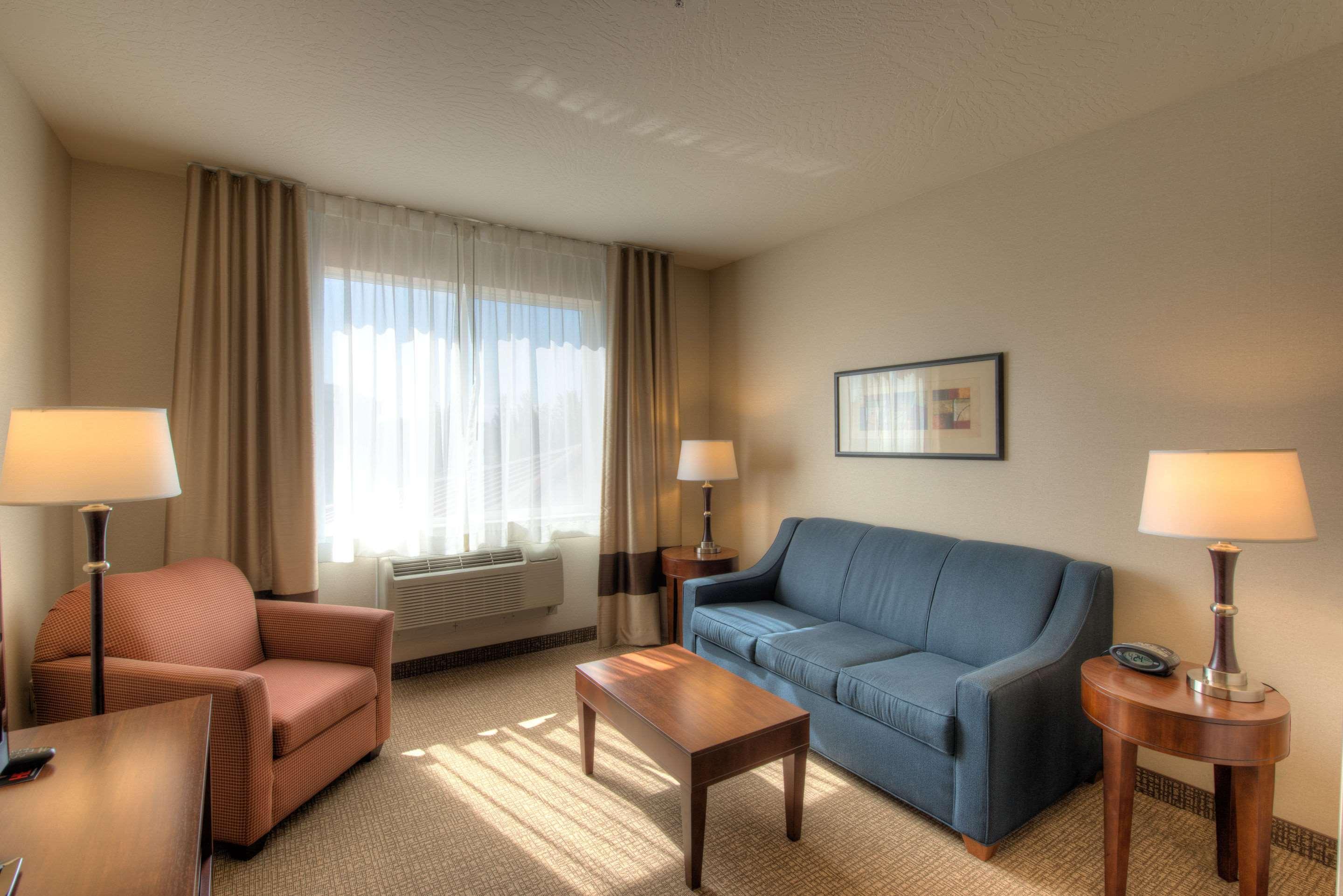 Comfort Suites Springfield Riverbend Medical Экстерьер фото