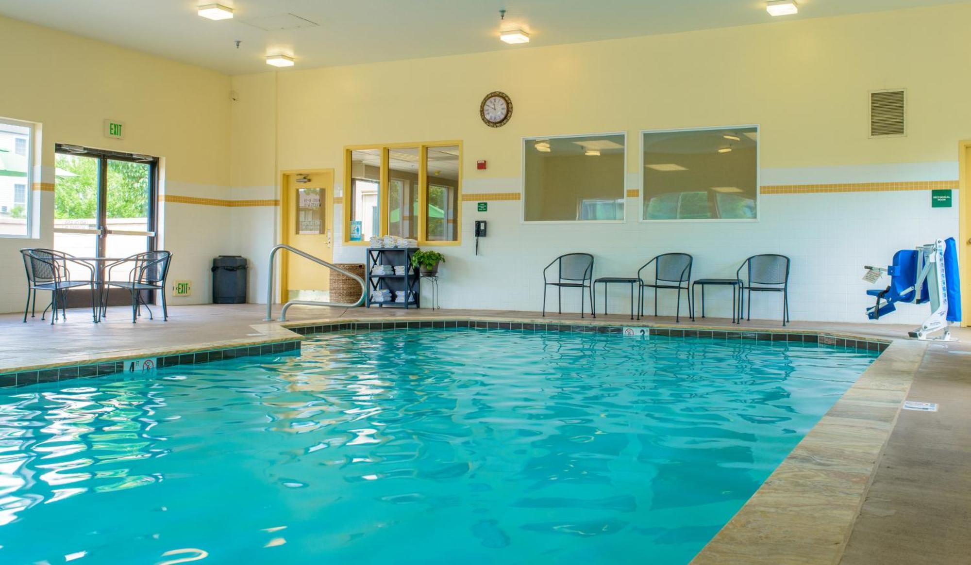 Comfort Suites Springfield Riverbend Medical Экстерьер фото