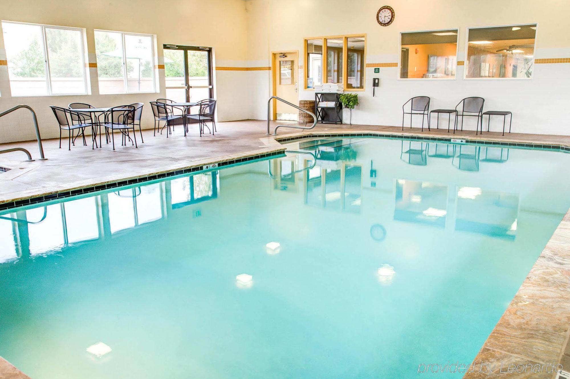 Comfort Suites Springfield-Eugene Экстерьер фото