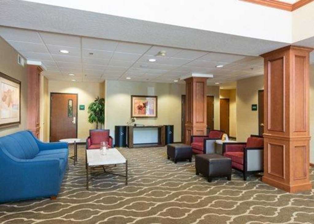 Comfort Suites Springfield Riverbend Medical Интерьер фото